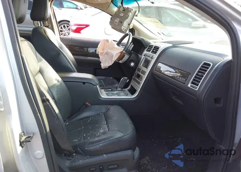 2010 Lincoln Mkx из США, поврежденный, VIN 2LMDJ8JC8ABJ27746